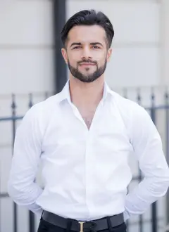 Ravid Sadıqzadə