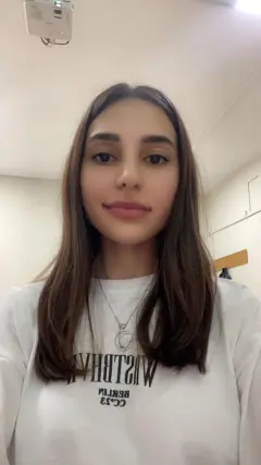 Elvira Çolaxova
